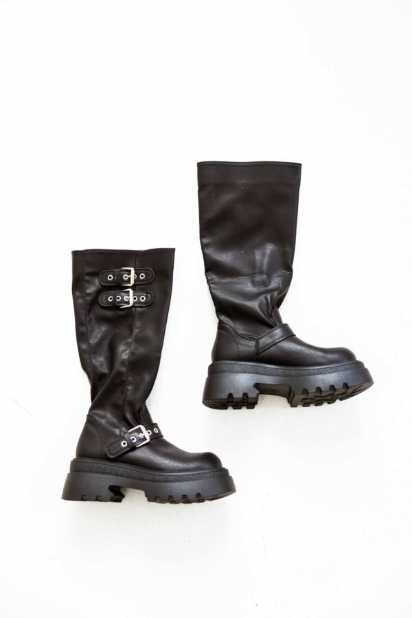Botas