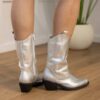 BOTAS MORA