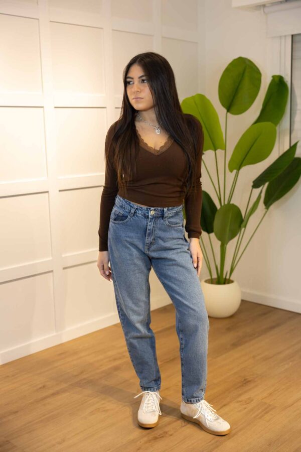 JEAN LUCIA